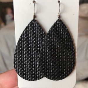 Nickel and Suede leather earrings